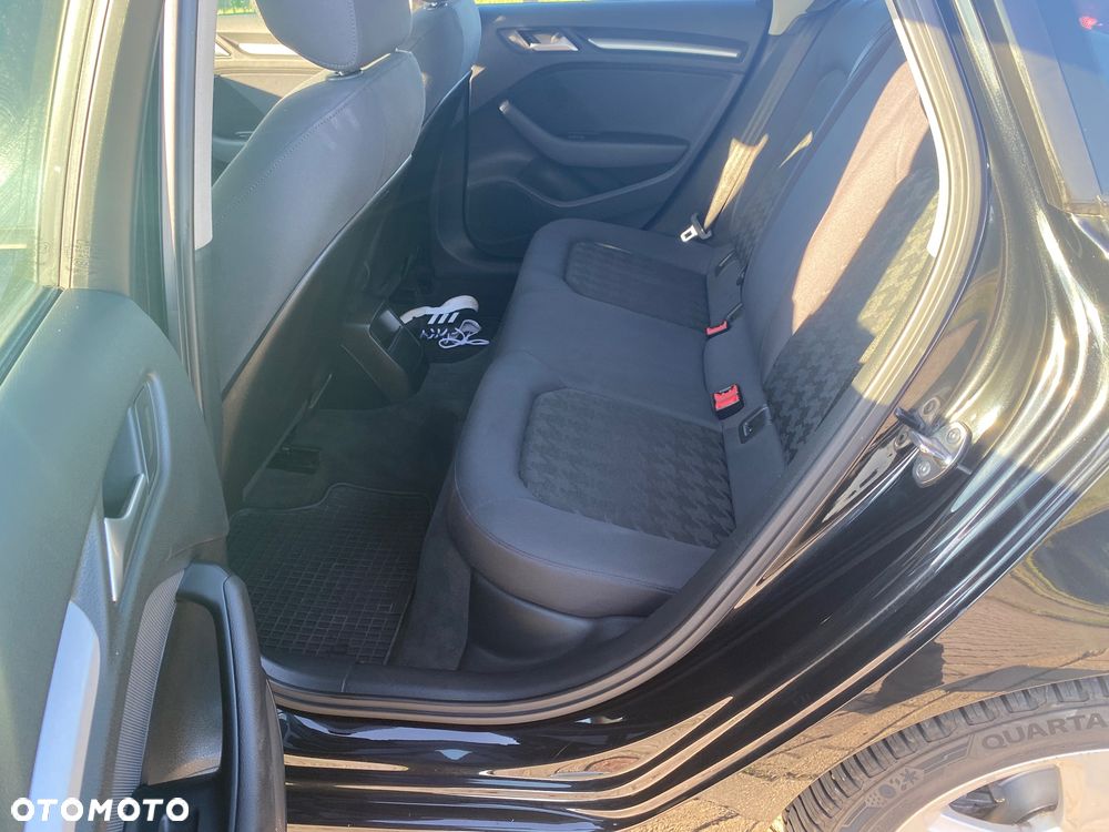 Audi A3 Sportback - 17