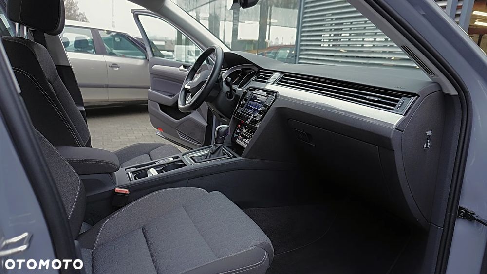Volkswagen Passat 2.0 TDI EVO Business DSG - 15