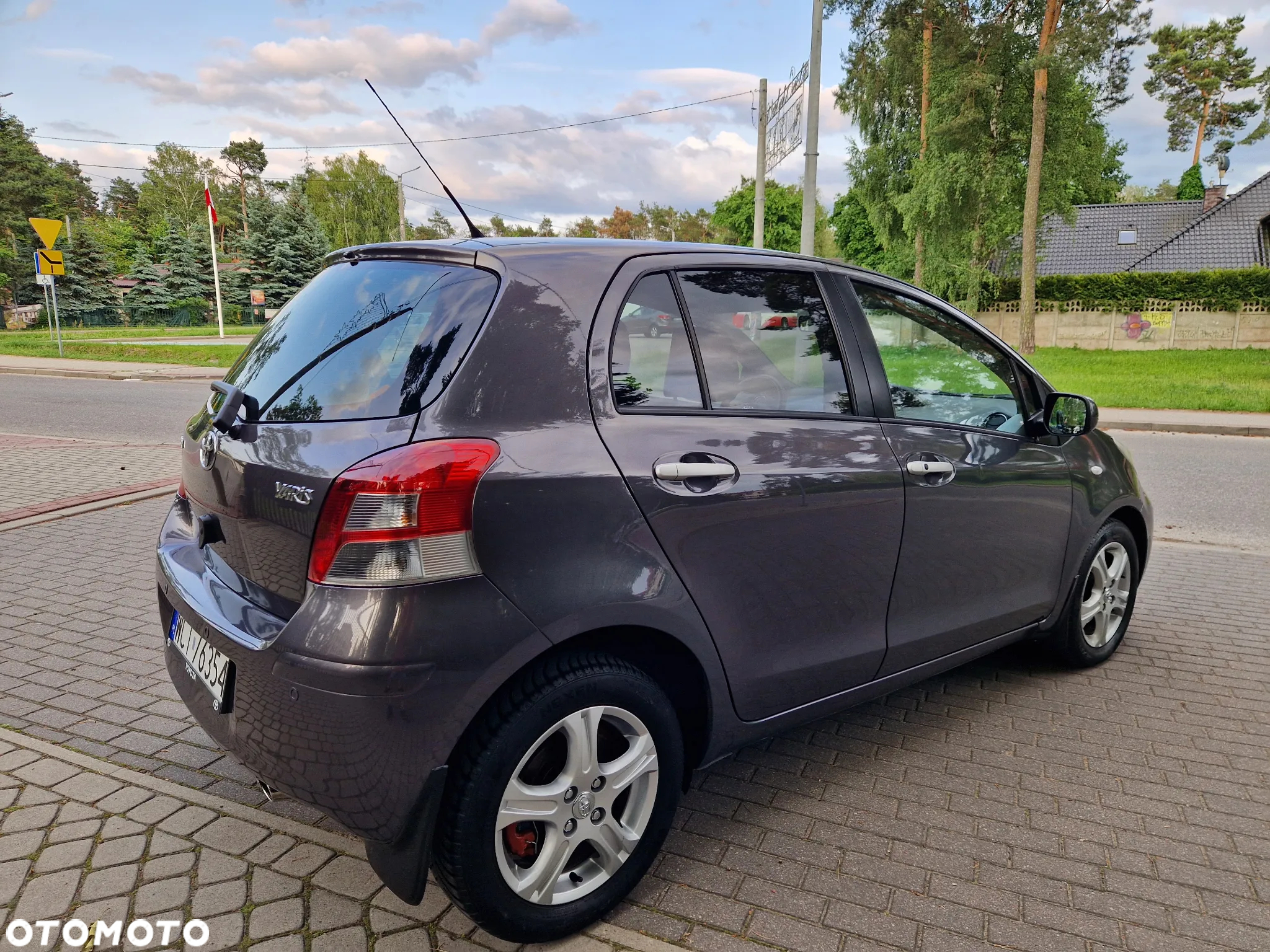 Toyota Yaris 1.33 Sol - 12