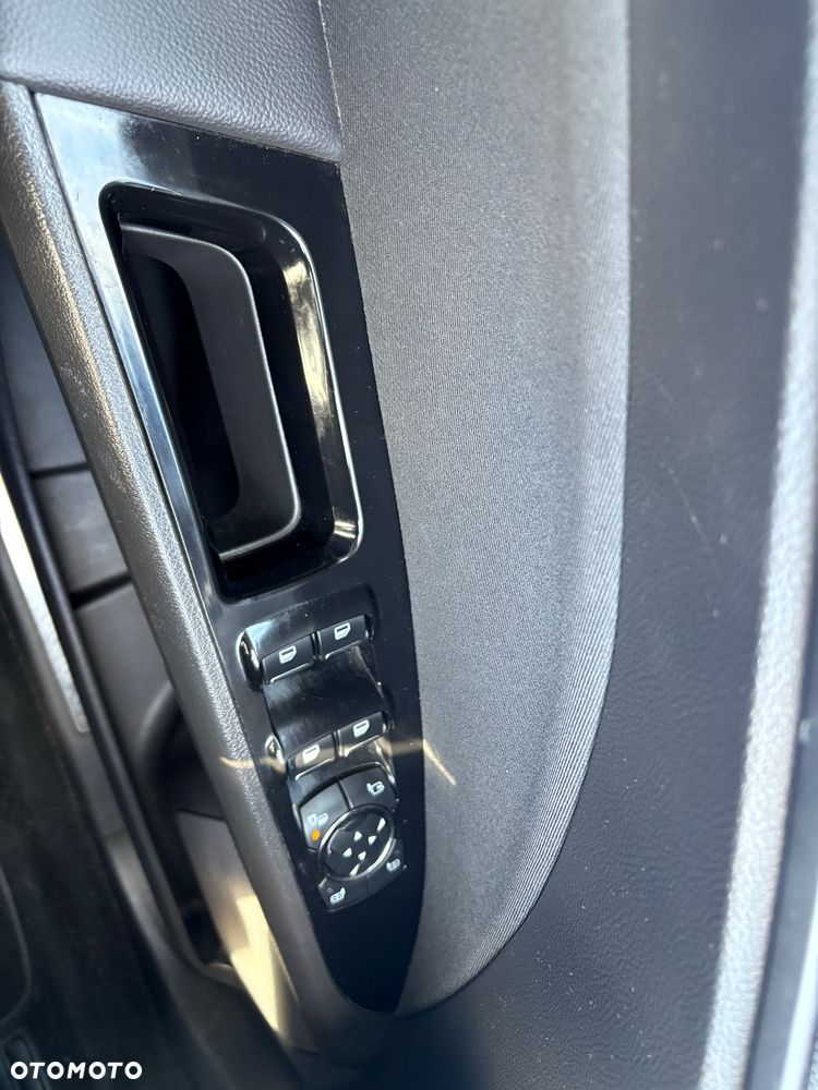 Ford Mondeo ver-2-0-tdci-titanium - 20