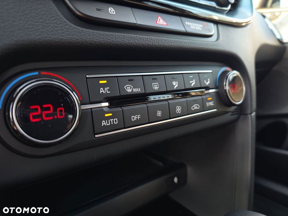 Kia XCeed 1.6 T-GDI Tribute DCT - 23