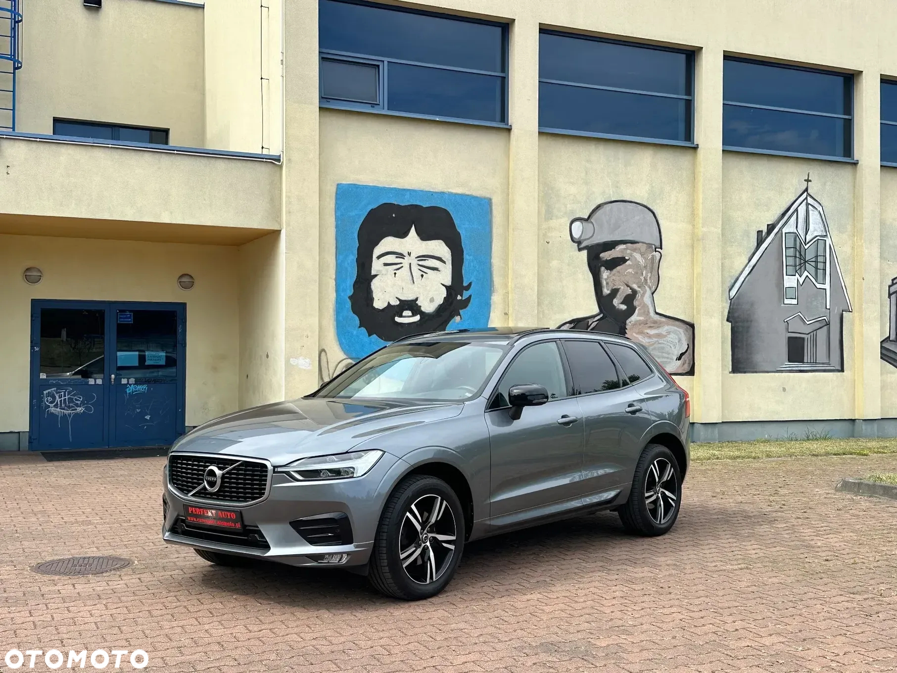 Volvo XC 60 D4 R-Design - 2