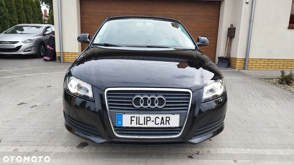 Audi A3 Sportback 1.6 Ambiente - 2