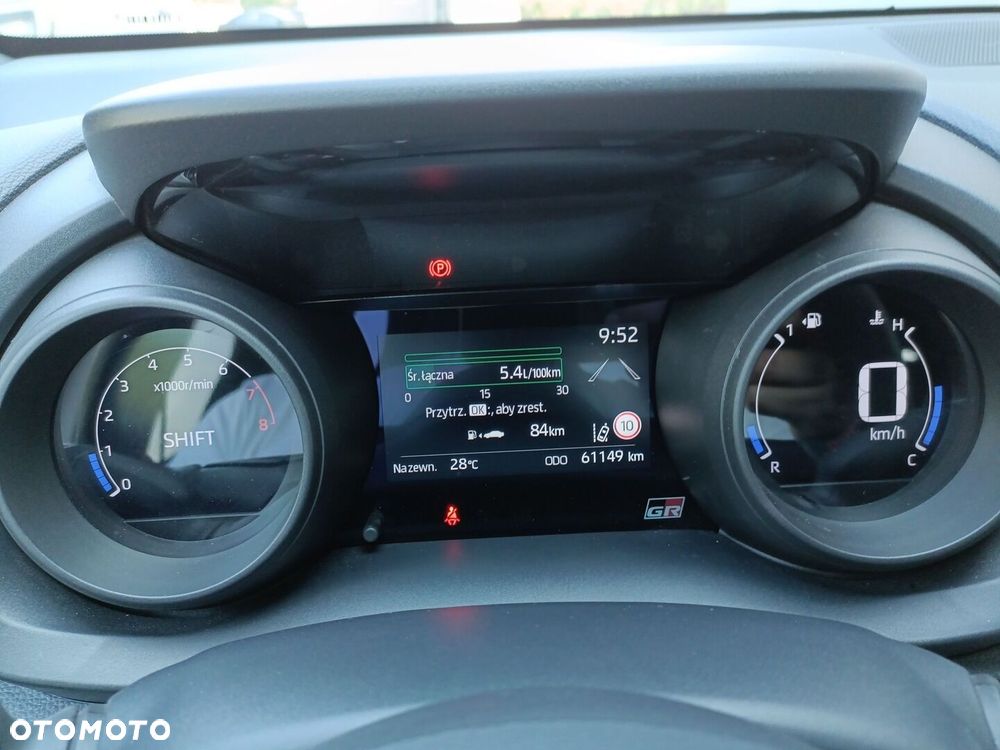 Toyota Yaris 1.5 GR Sport - 17