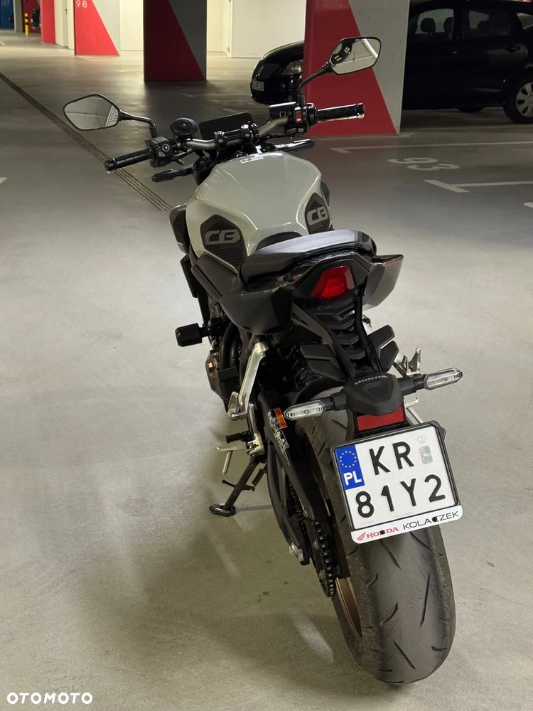 Honda CB - 4