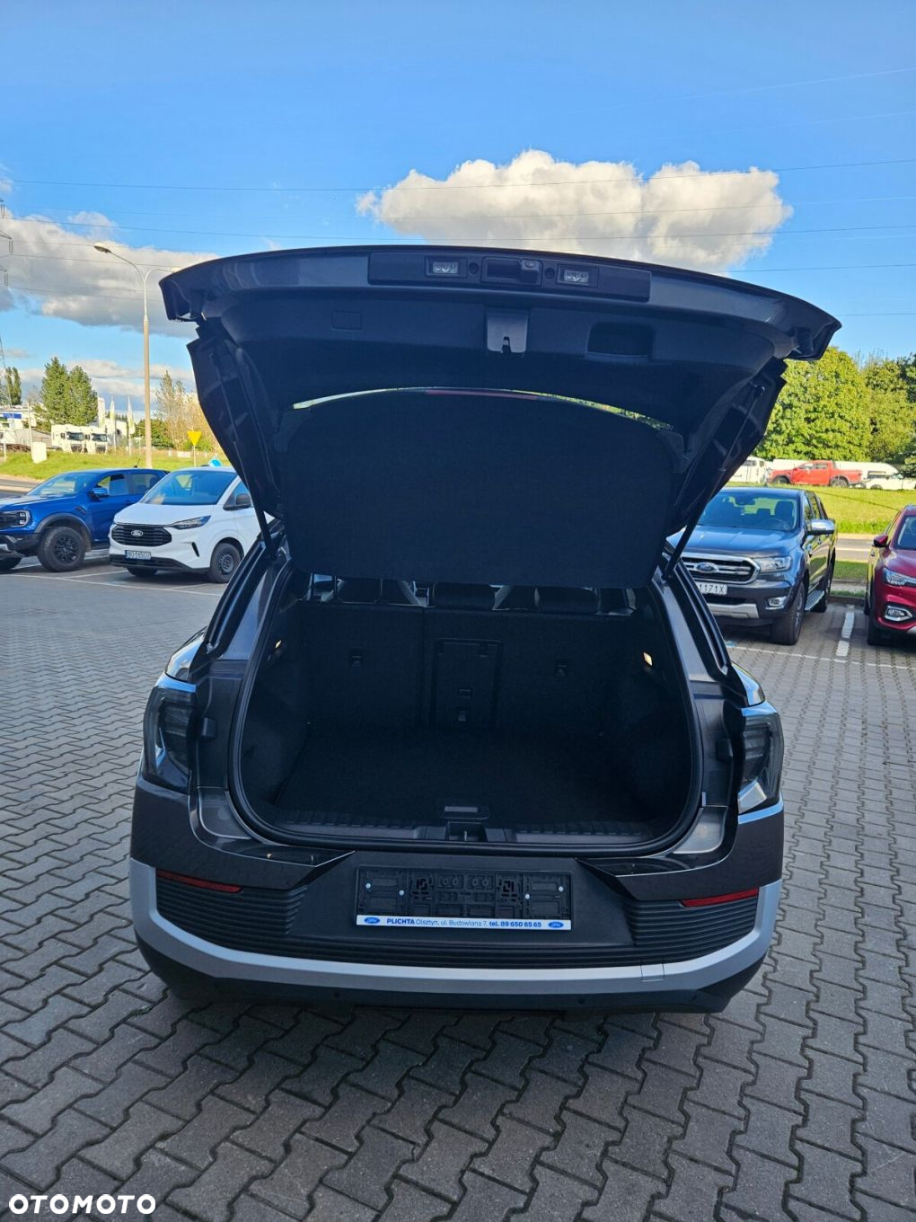 Ford Explorer - 9
