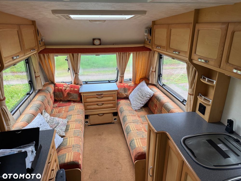 Elddis Avente - 16
