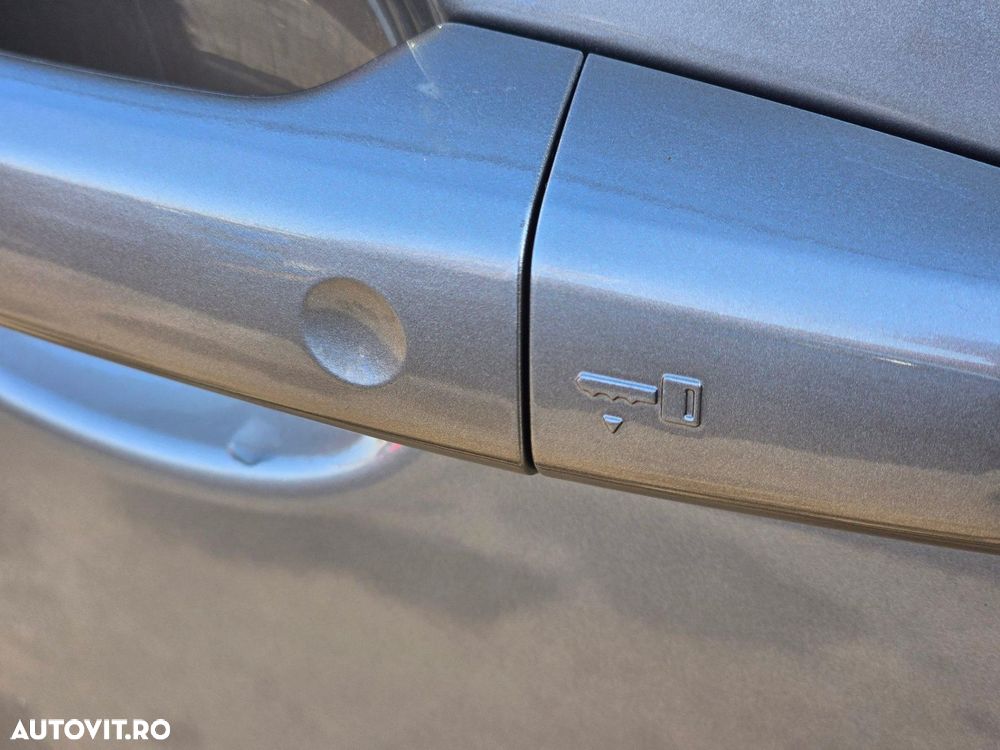 Land Rover Discovery - 28