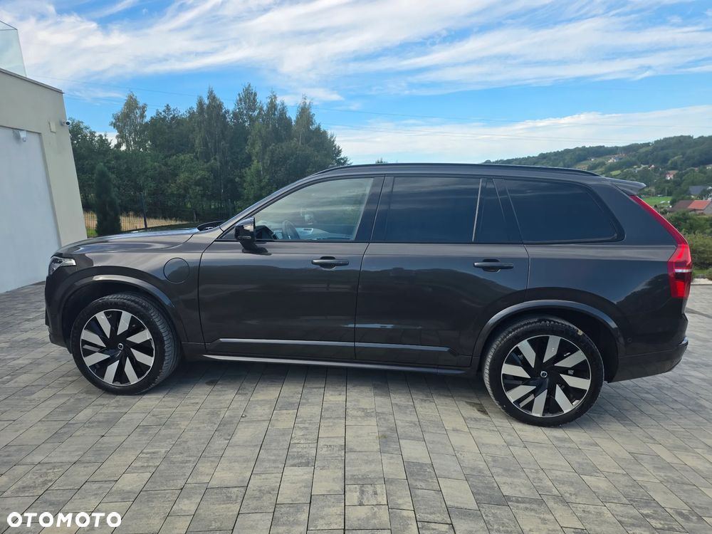 Volvo XC 90 - 9