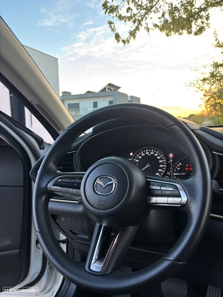 Mazda CX-30 2.0 Sky-G Evolve AT i-Active - 38