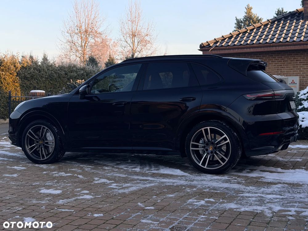 Porsche Cayenne - 5