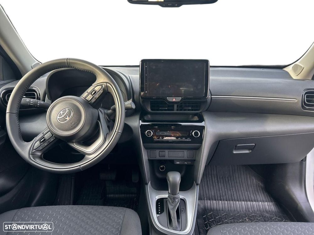 Toyota Yaris Cross 1.5 HDF Comfort Plus - 13