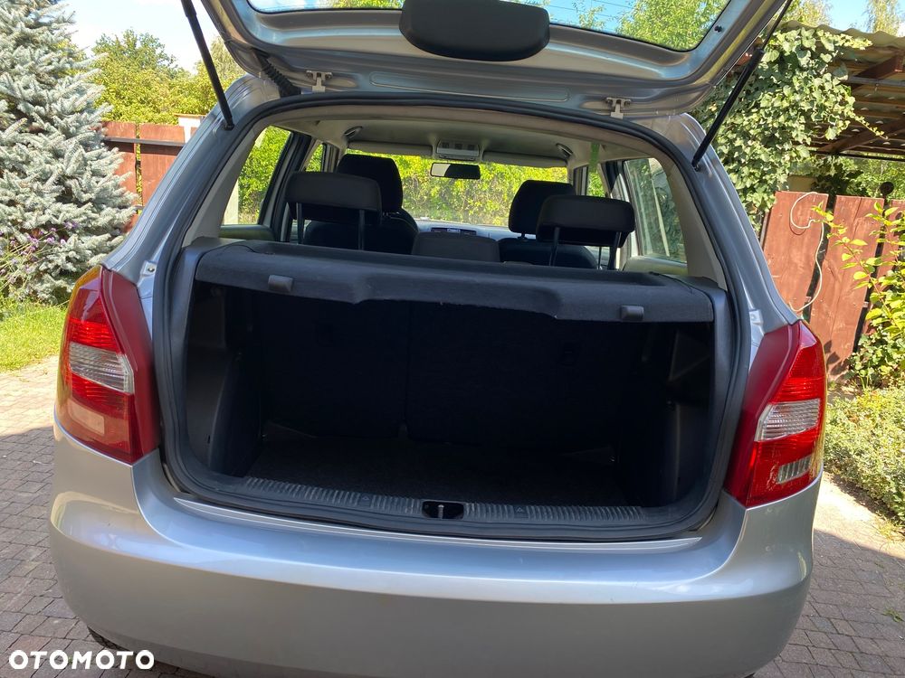 Skoda Fabia 1.2 TSI Active - 8