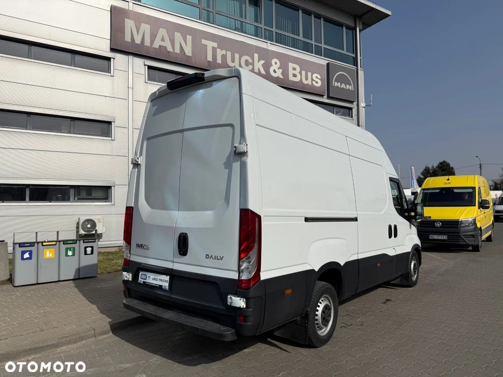 Iveco 35S18 - 5