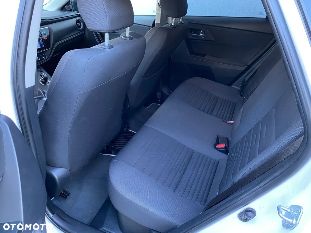 Toyota Auris Hybrid 135 Premium - 15