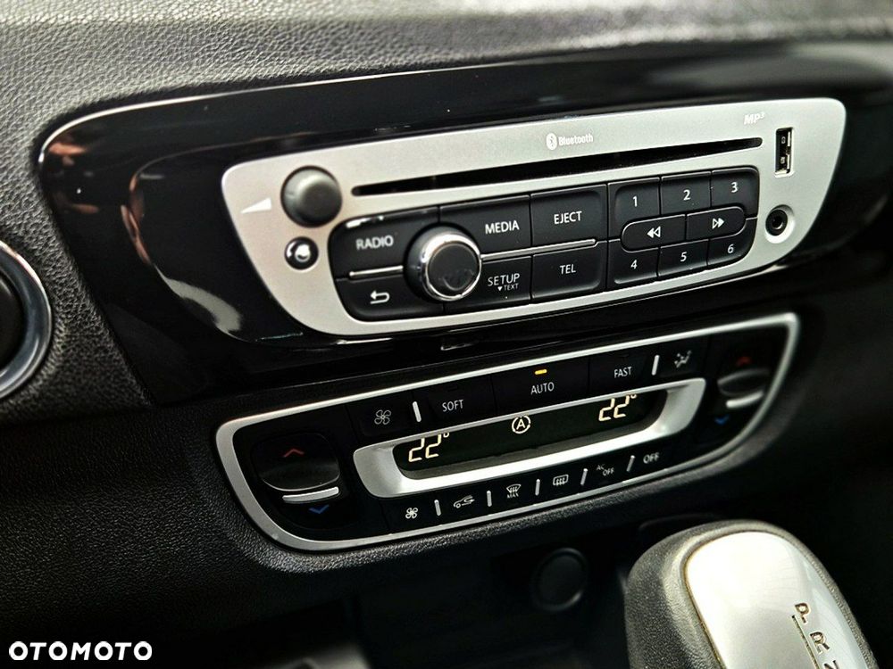 Renault Scenic ENERGY dCi 110 EDC BOSE EDITION - 16
