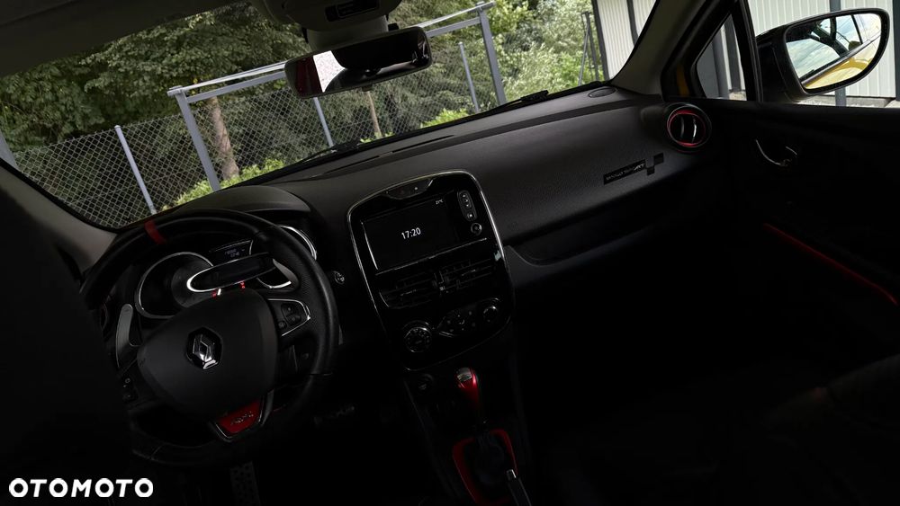 Renault Clio 1.6 R.S 200 EDC - 17