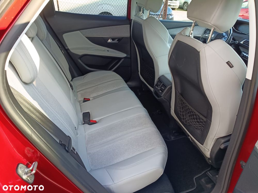 Peugeot 3008 - 10