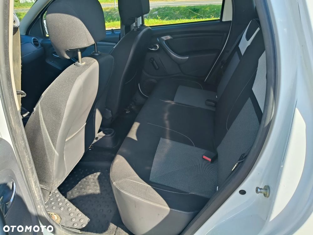 Dacia Duster 1.5 dCi Laureate S&S EU6 - 9