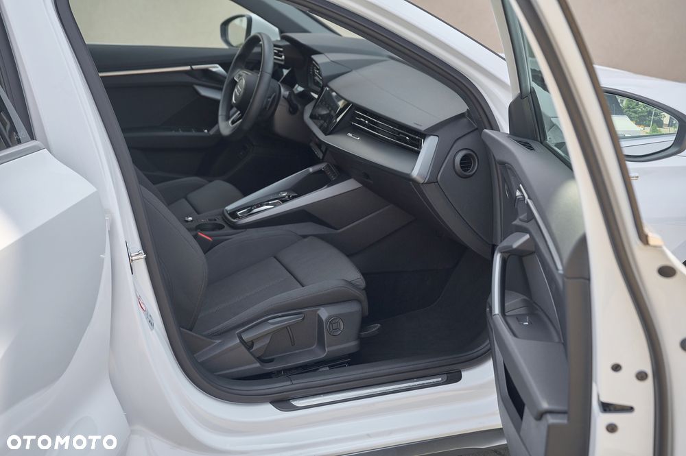 Audi A3 Limousine 35 TFSI mHEV S Line S tronic - 6