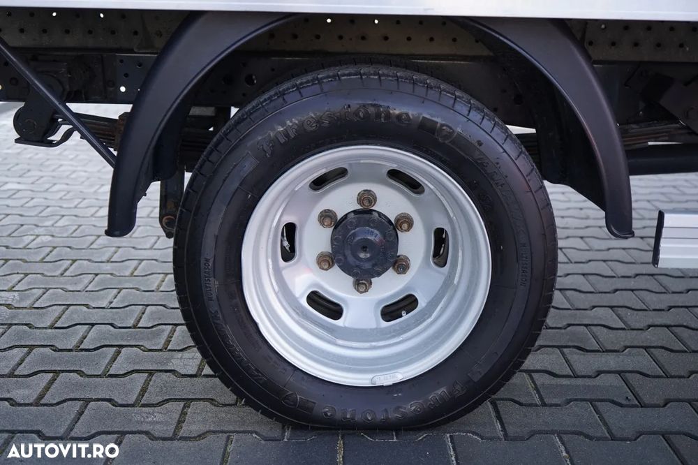 Iveco DAILY 50-180 / CONTAINER 5.5 M / HI-MATIC / ELEVATOR 750 KG / DUBLU / CAMERĂ VEDERE SPATE / GVWR: 5.200 KG / 2019 / IMPORTAT - 19