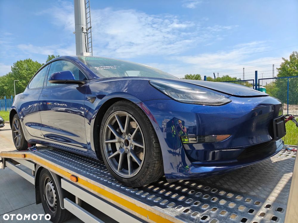 Tesla Model 3 RWD - 18