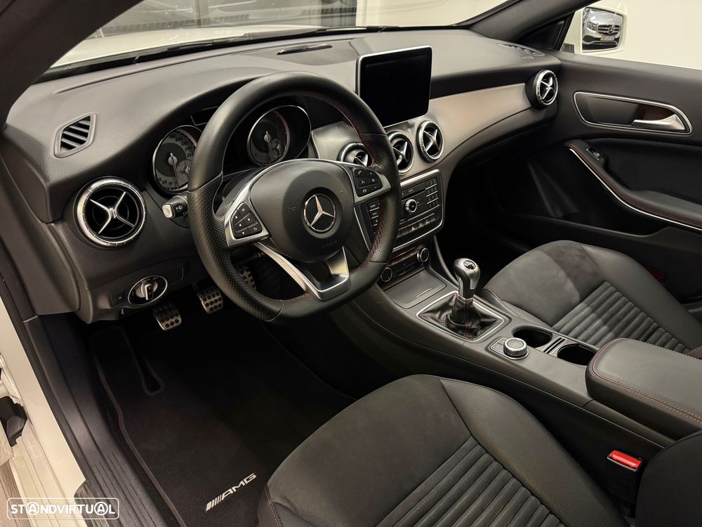 Mercedes-Benz CLA 200 d Shooting Brake AMG Line - 6