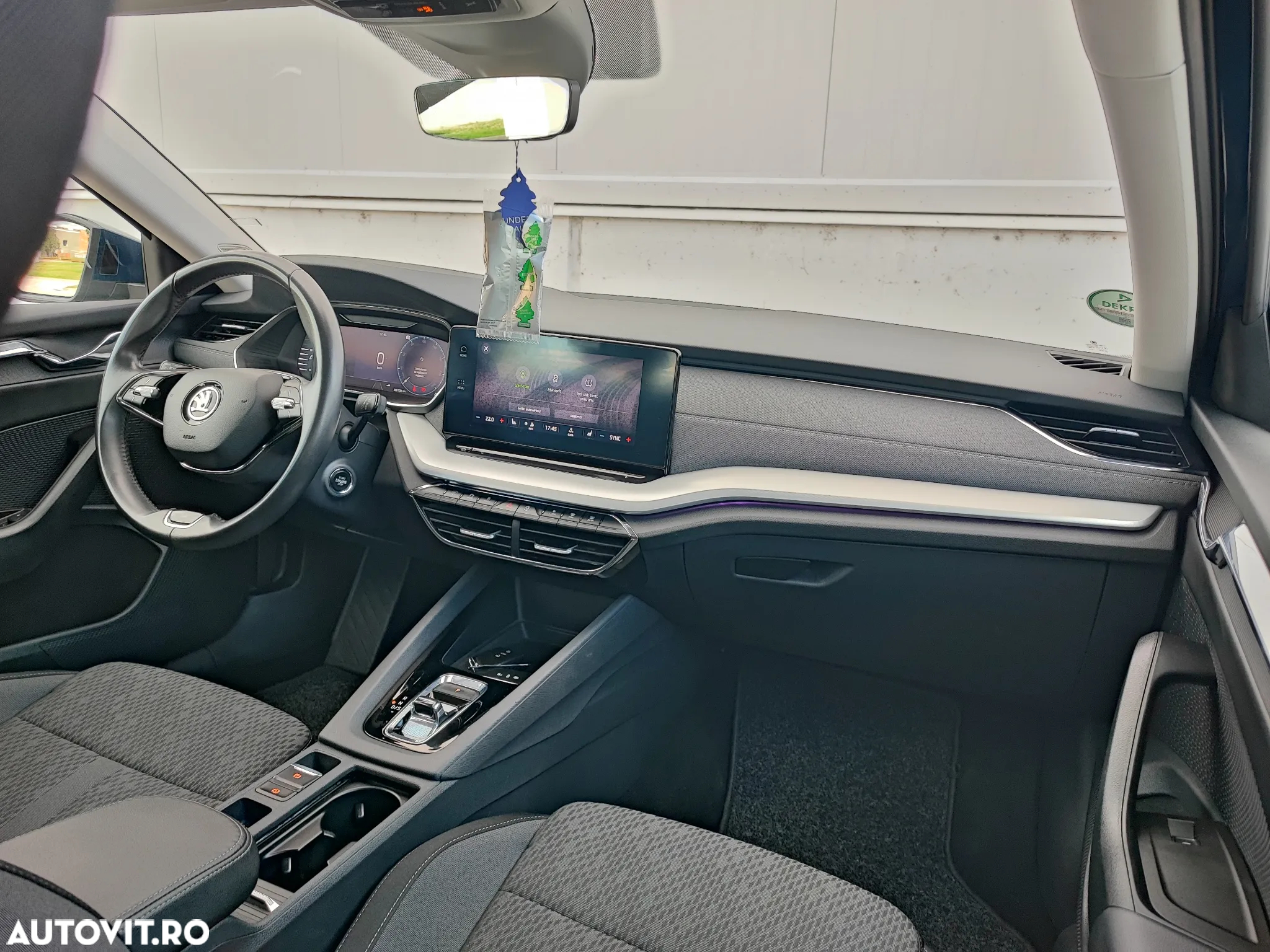 Skoda Octavia 2.0 TDI DSG Clever - 8