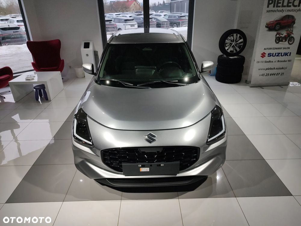 Suzuki Swift 1.2 Dualjet SHVS Premium Plus CVT - 4
