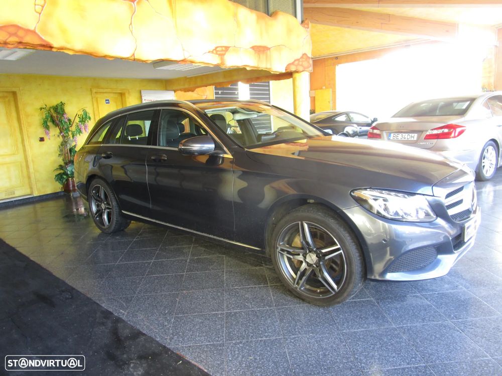 Mercedes-Benz C 350 e - 36