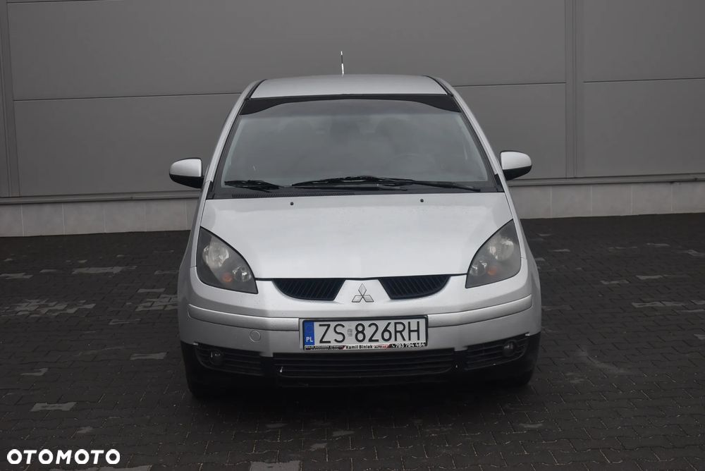 Mitsubishi Colt - 17