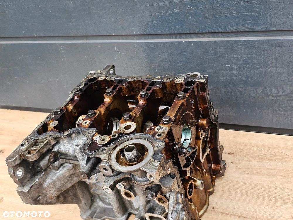 BLOK SILNIKA OPEL CORSA E ADAM 1.0 TURBO B10XFT - 2