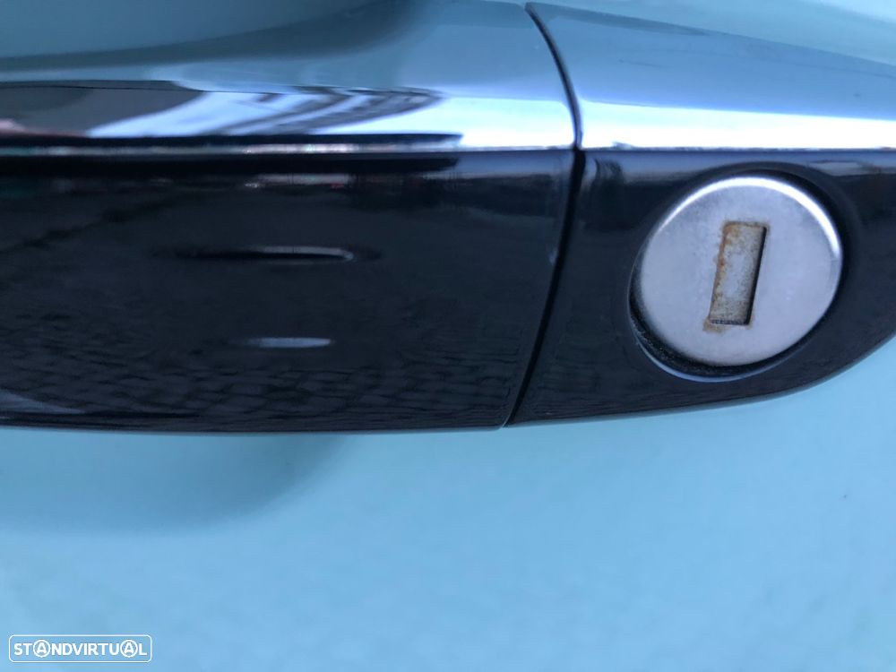 Citroën C3 1.2 PureTech Shine EAT6 - 15