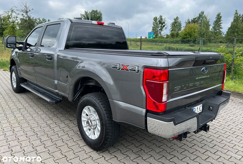 Ford F250 - 4