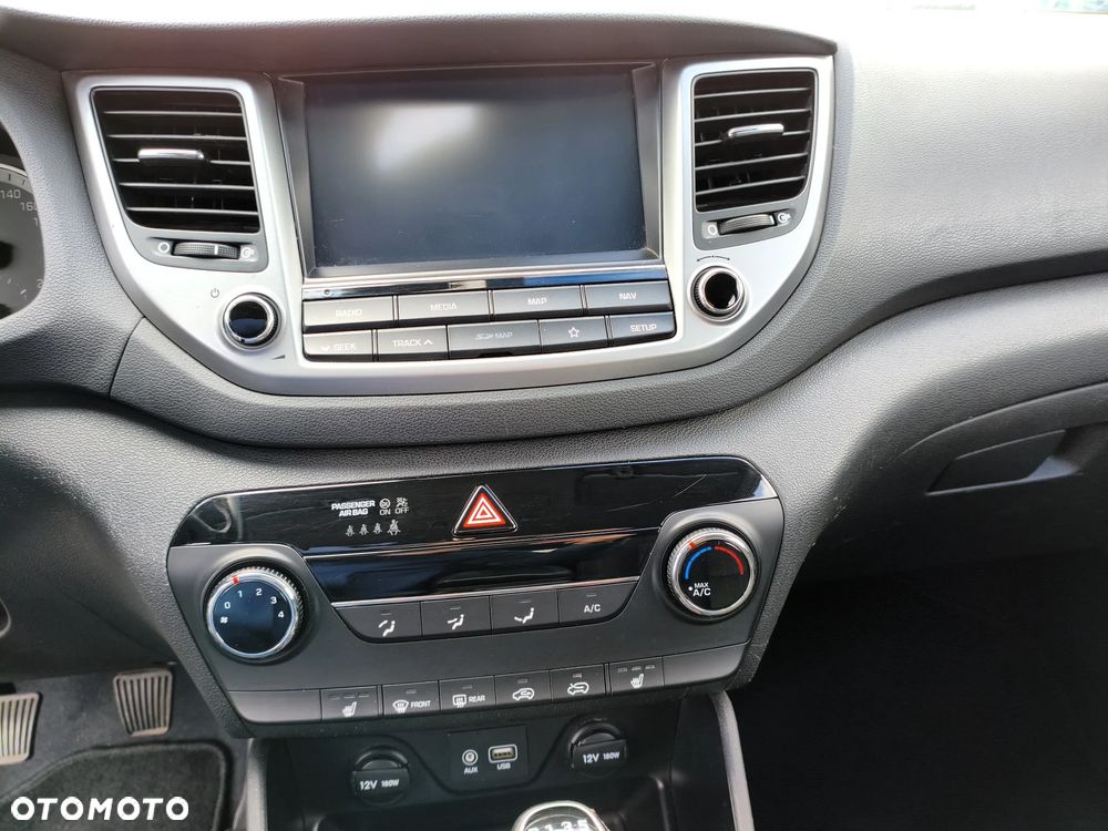 Hyundai Tucson blue 1.6 GDi 2WD Navi - 24