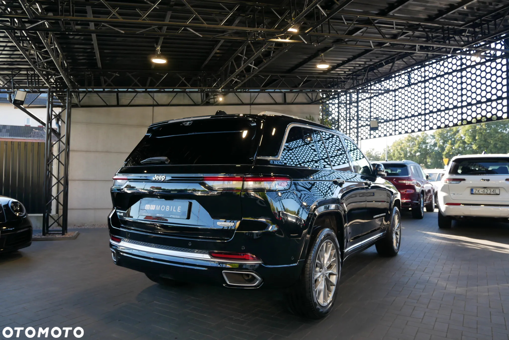 Jeep Grand Cherokee - 3
