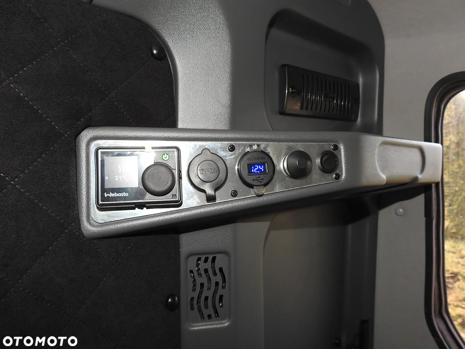 Iveco DAILY NOWY 35S18 CONNECT PLANDEKA 10 PALET WEBASTO KLIMATYZACJA TEMPOMAT NAWIGACJA LEDY ASO  180KM [ 500249 ] - 41