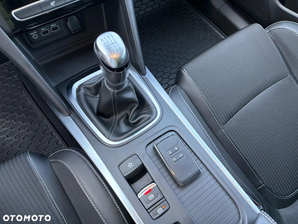 Renault Megane 1.3 TCe FAP Techno - 16