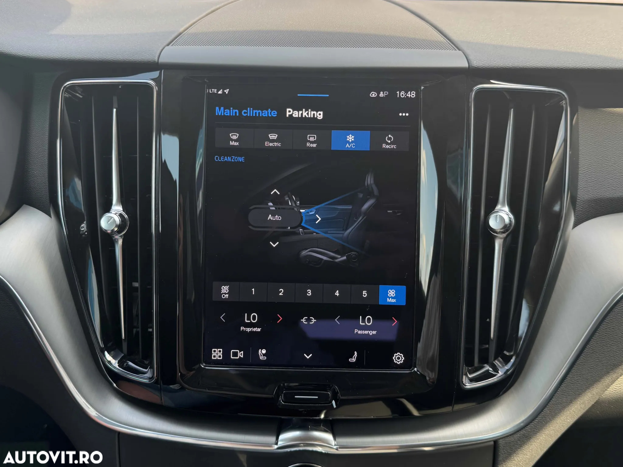 Volvo XC 60 B4 MHEV AT AWD Core - 29