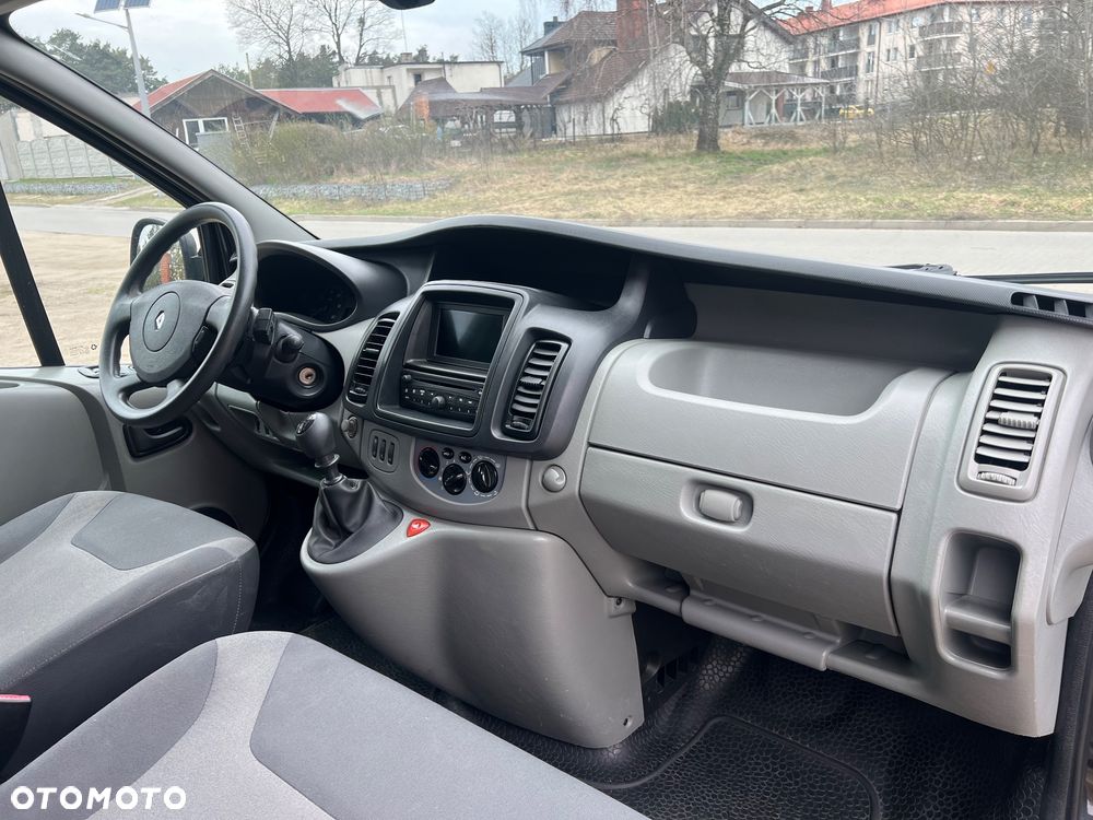 Renault Trafic - 14