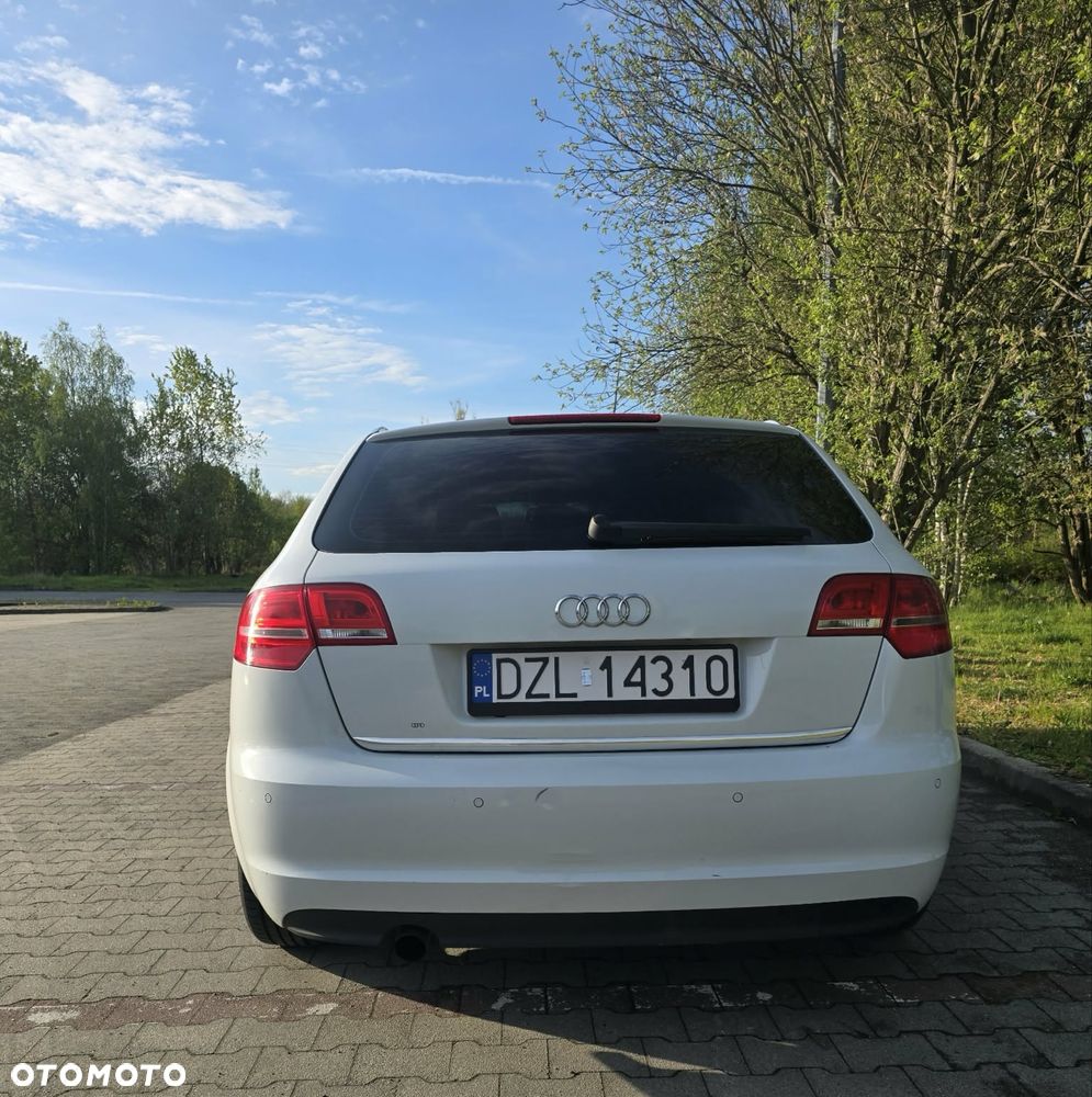 Audi A3 Sportback - 3