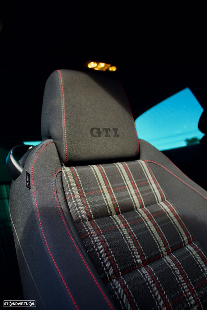 VW Golf 2.0 TSi GTI DSG - 8