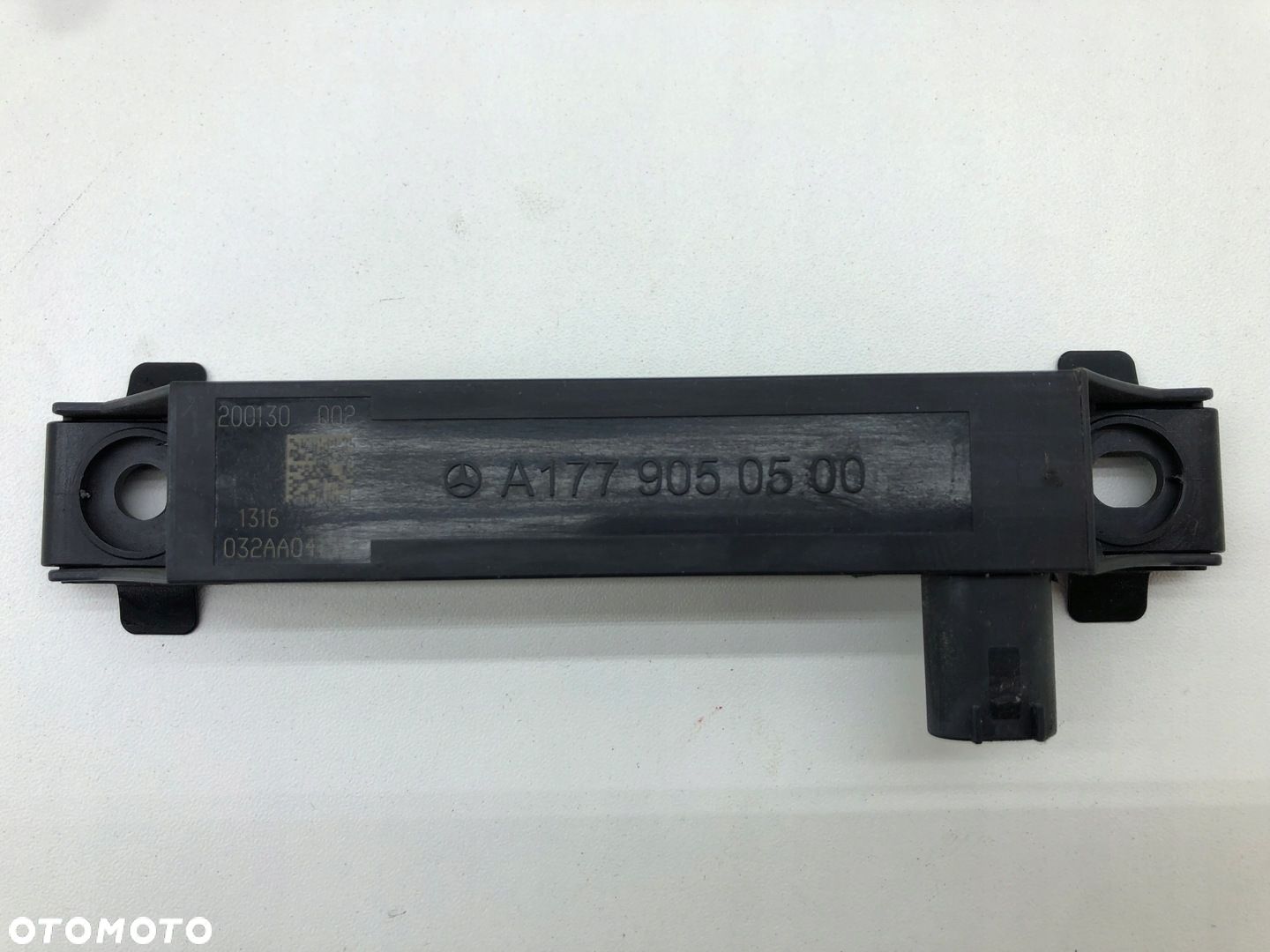 MERCEDES W177 WZMACNIACZ ANTENA KOMFORTU A1779050500 - 1
