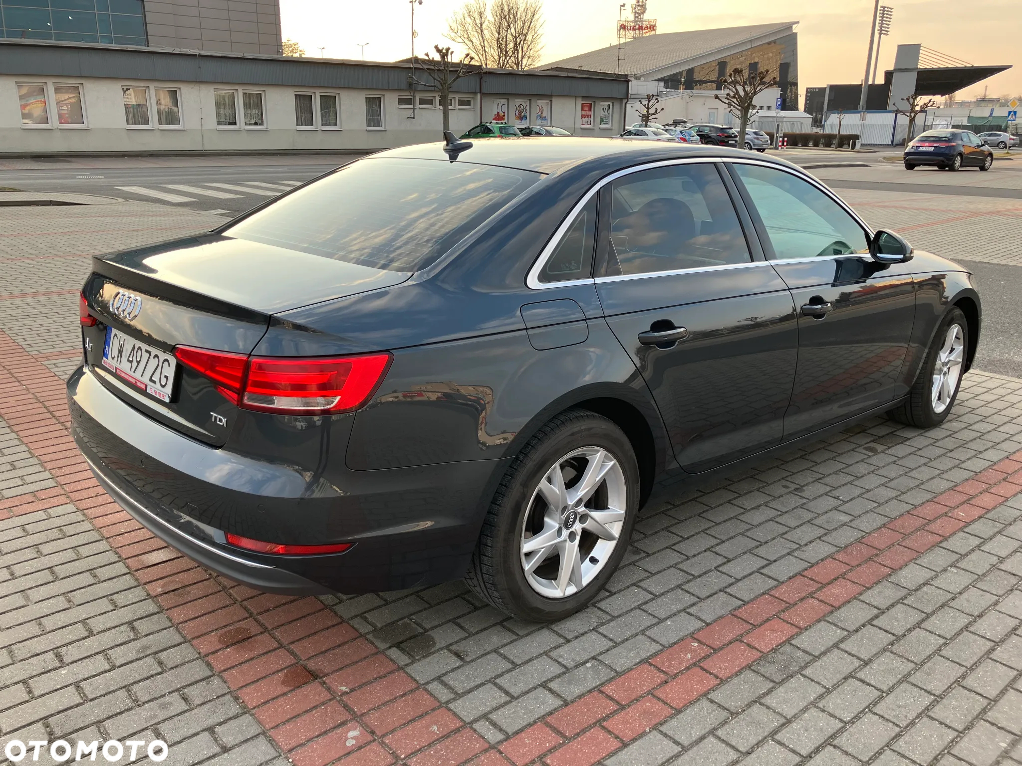 Audi A4 2.0 TDI S tronic - 8