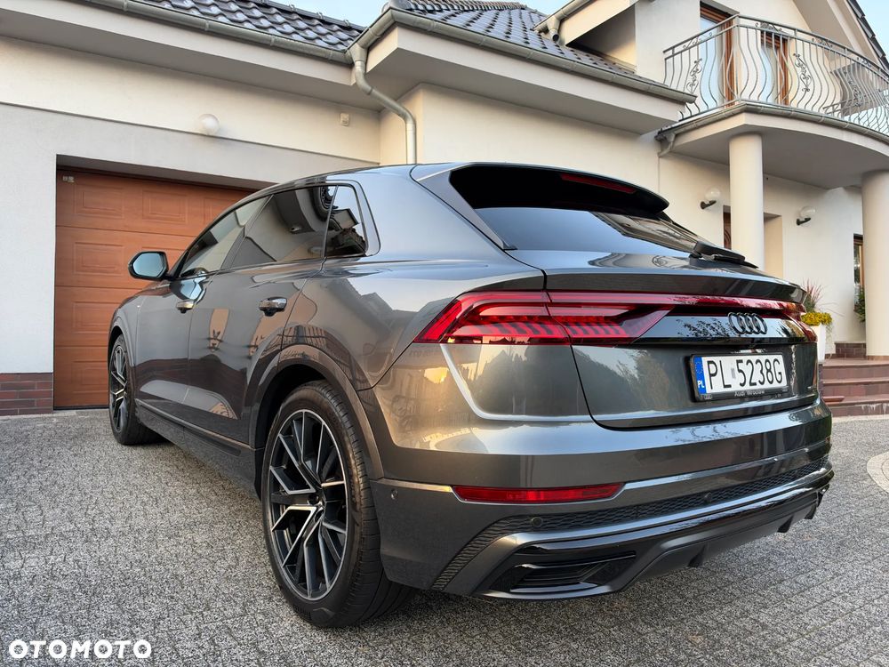 Audi Q8 - 1