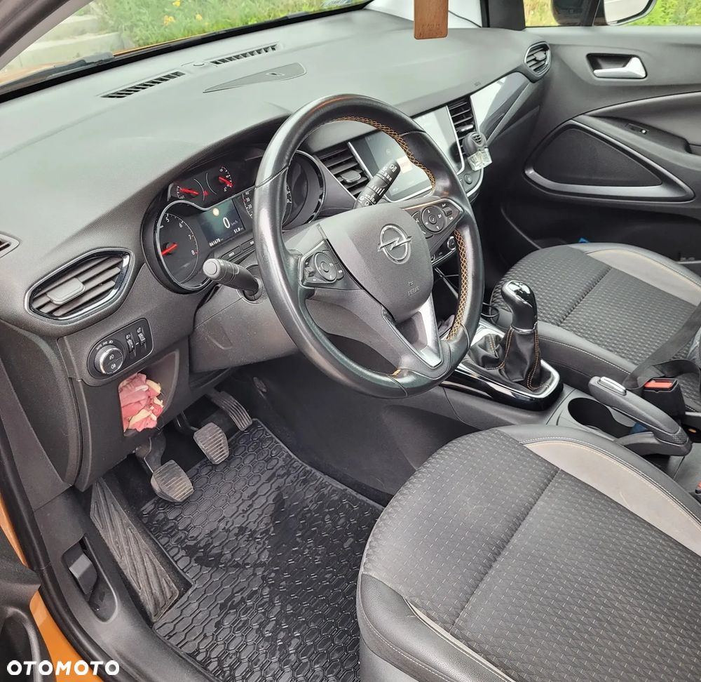 Opel Crossland X 1.2 T Elite S&S - 9