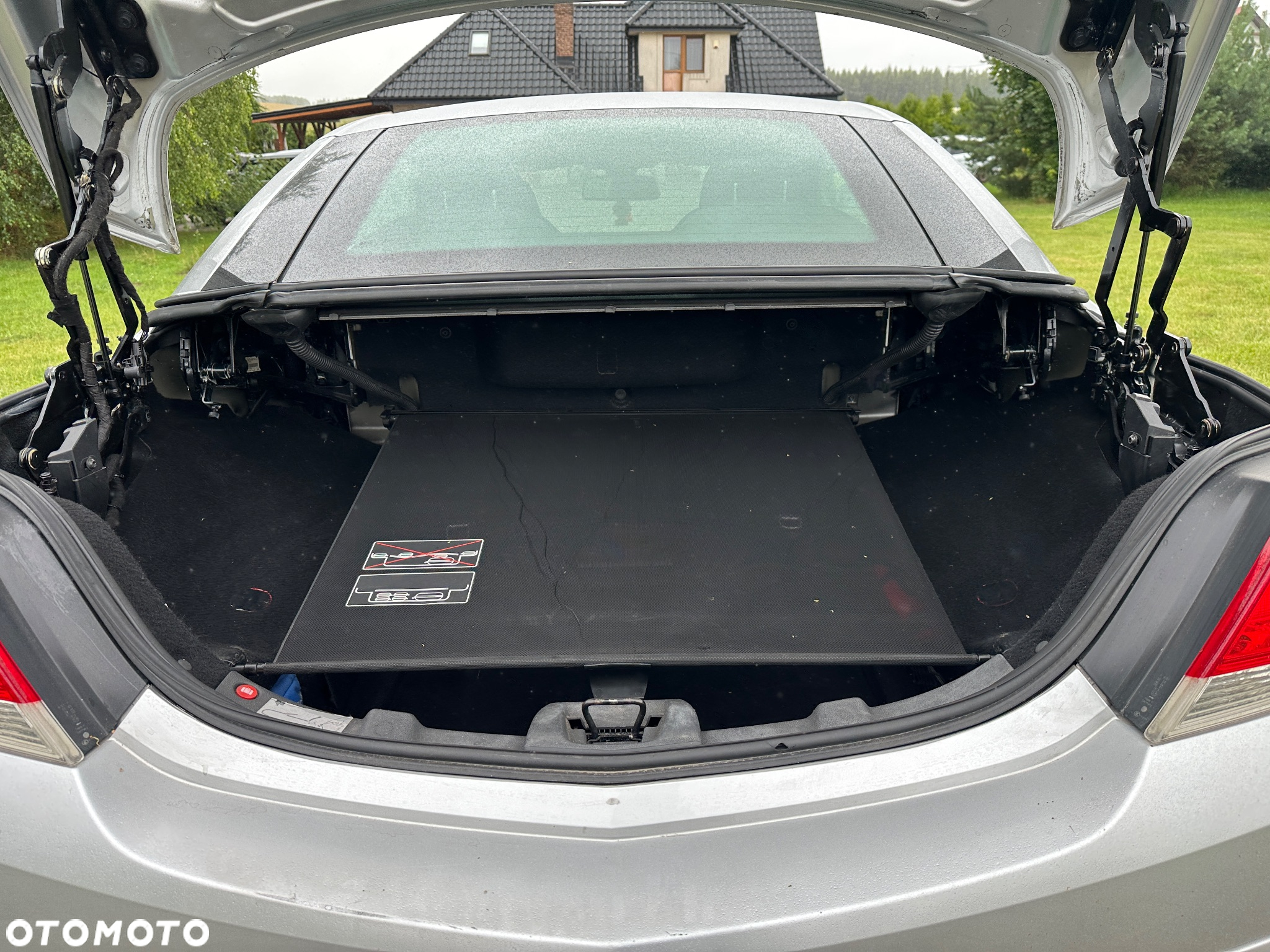 Opel Astra III GTC 1.8 Limited - 9