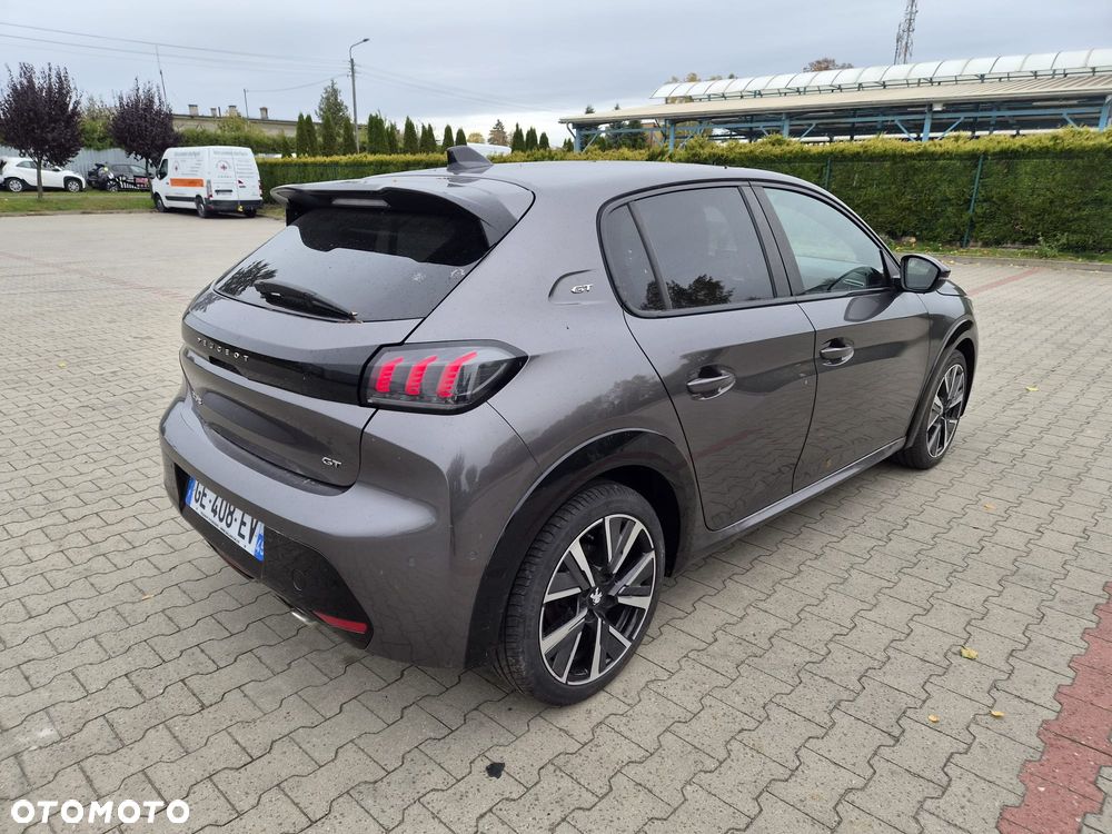 Peugeot 208 2022 photo 5