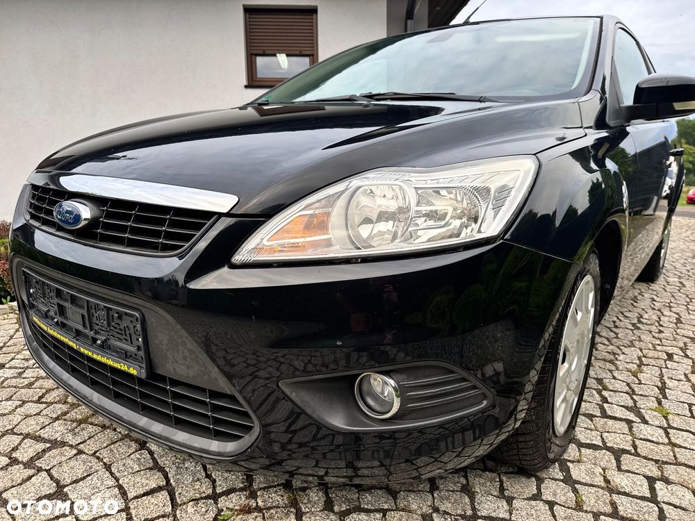 Ford Focus 1.6 16V Trend - 1