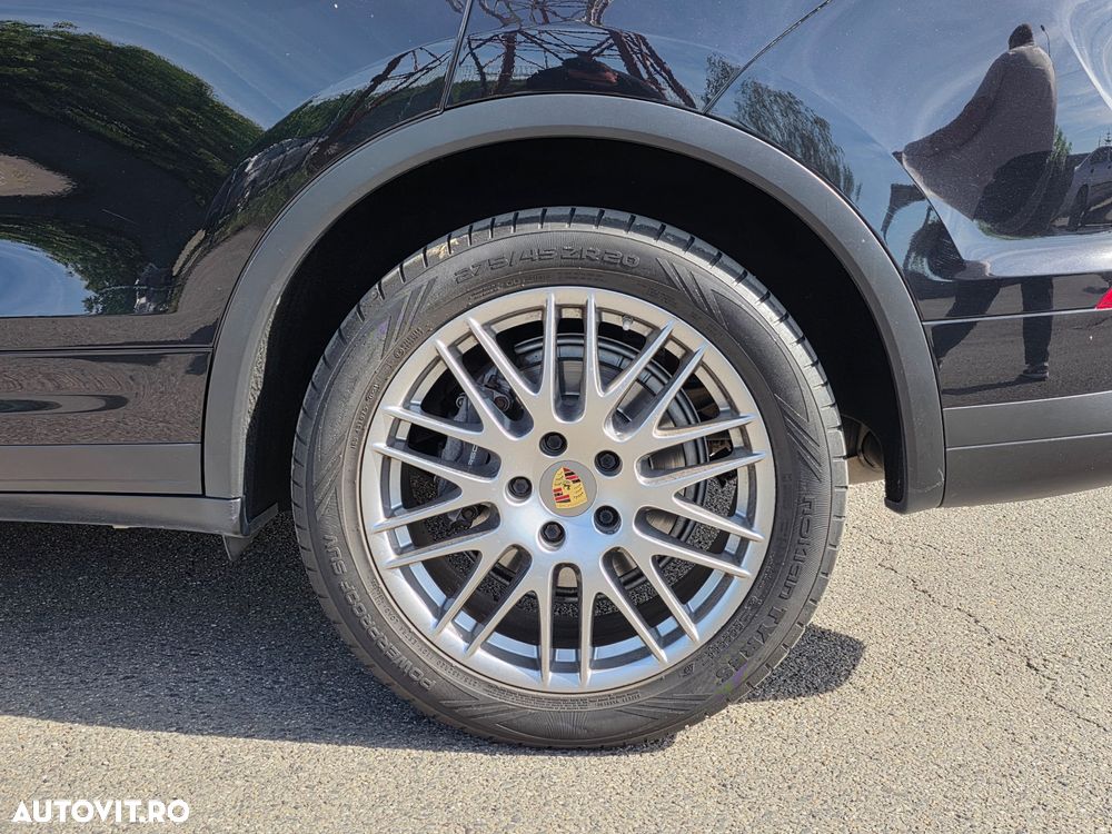 Porsche Cayenne Platinum Edition - 13